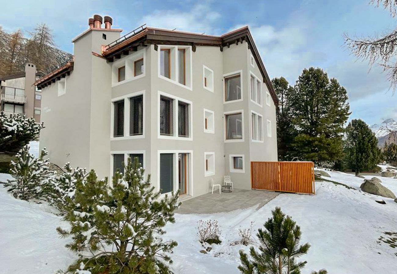 Apartment in La Punt-Chamues-ch - Chesa Carina 1 - Sustainable living with large garden terrace