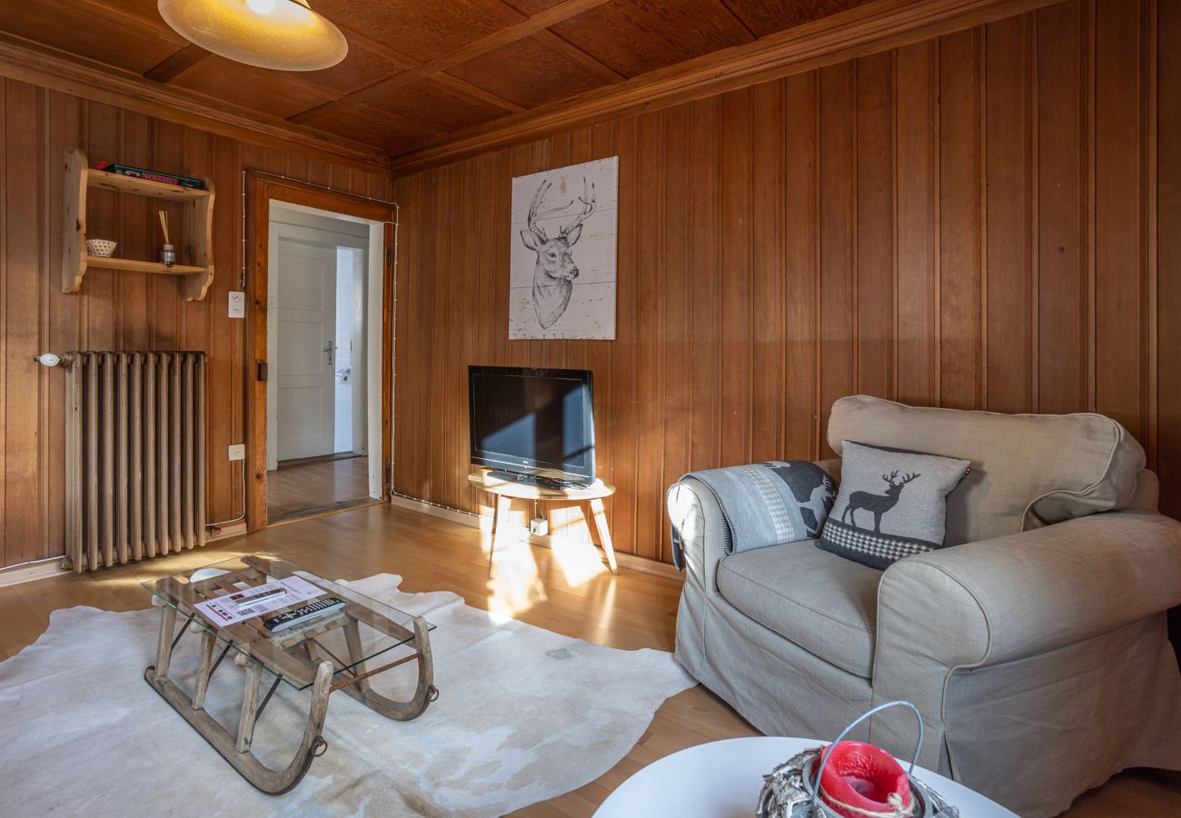 Ferienwohnung in Celerina/Schlarigna - Chesa Soldanella OG - Gemütliche Wohnung im Holzchalet nahe der Bergbahnen und Skipisten