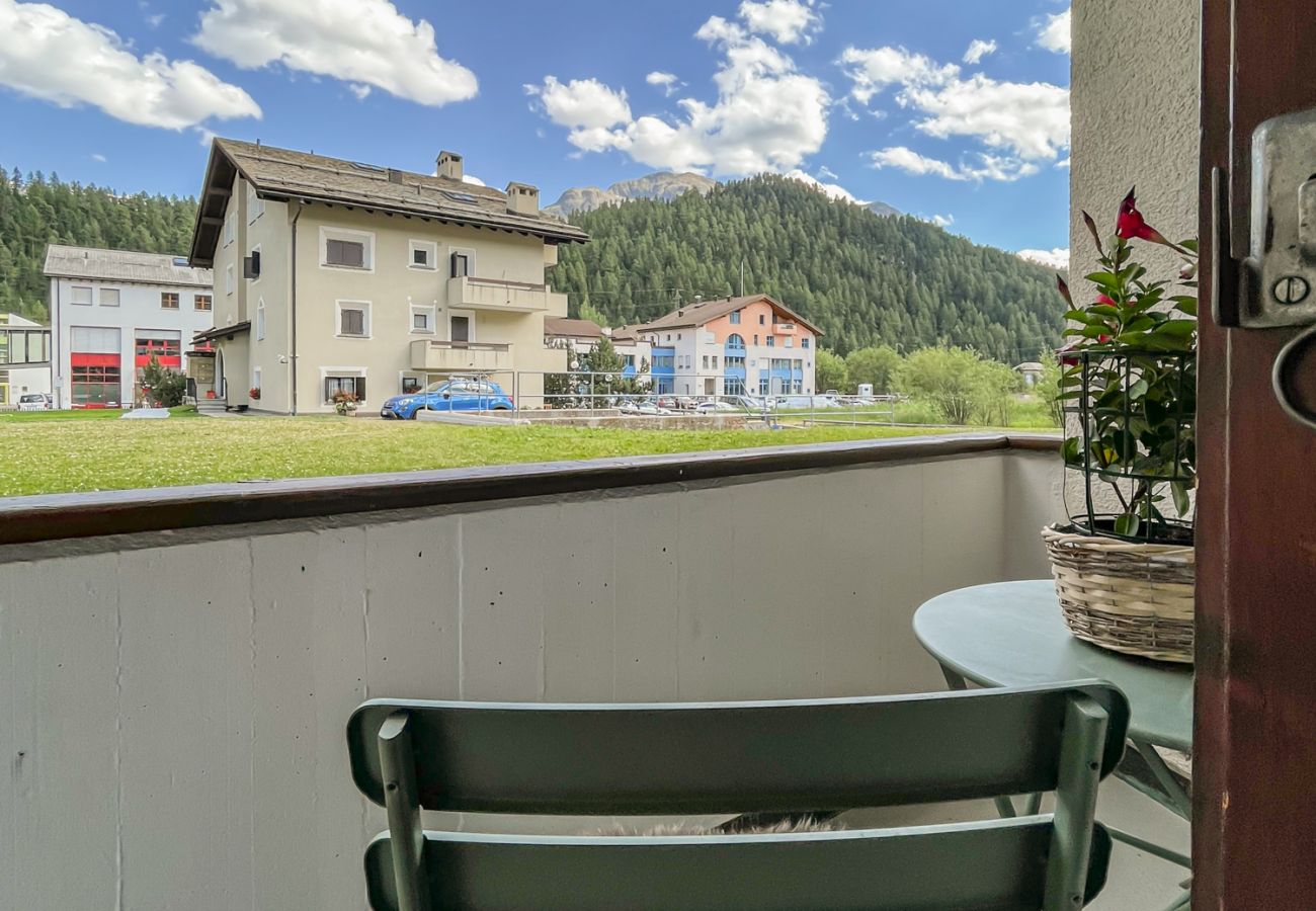 Ferienwohnung in Celerina/Schlarigna - Chesa Palüdin 1 - Modern, alpine Ferienwohnung zentral gelegen und neu renoviert